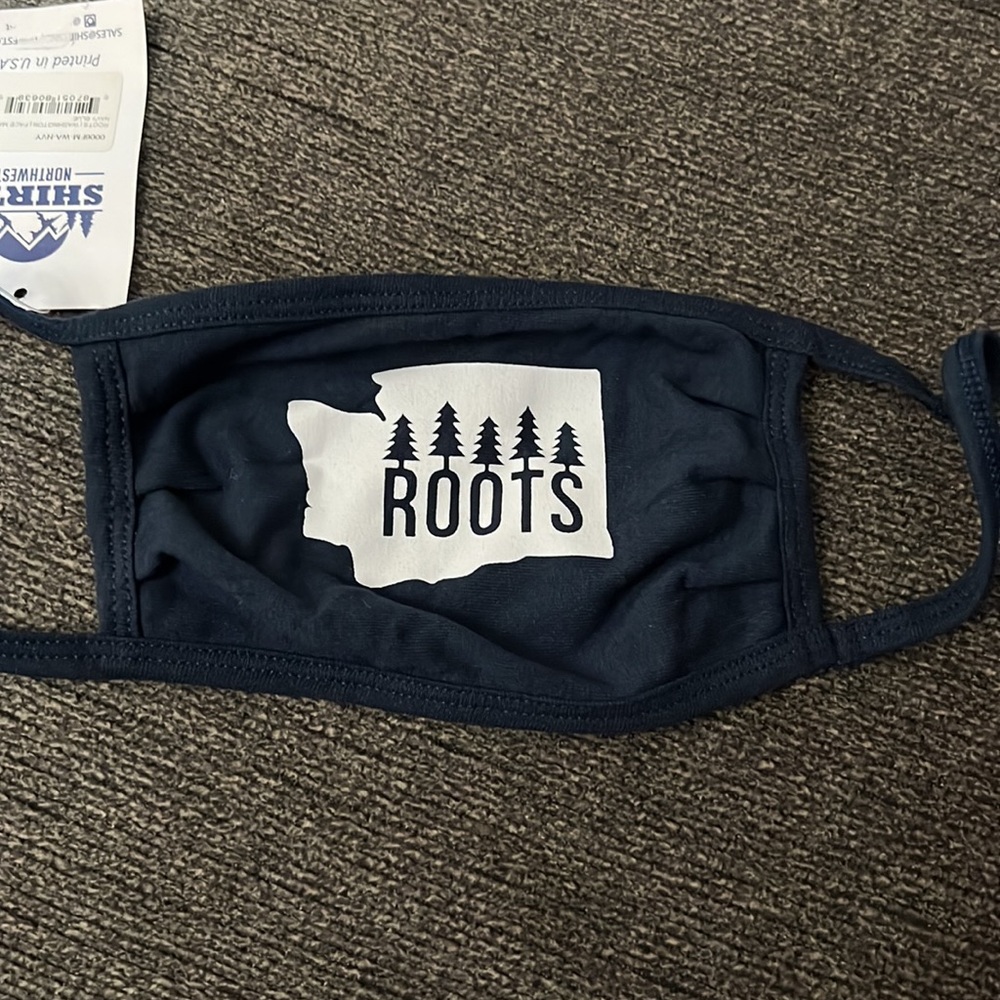 One size adult mask